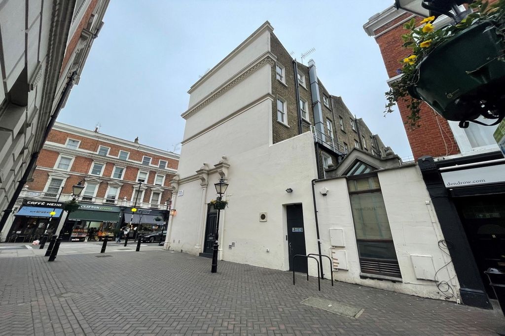Property photo 1 of 2 Storage Room At 13 Clifton Road, Little Venice, London W9 1Sz