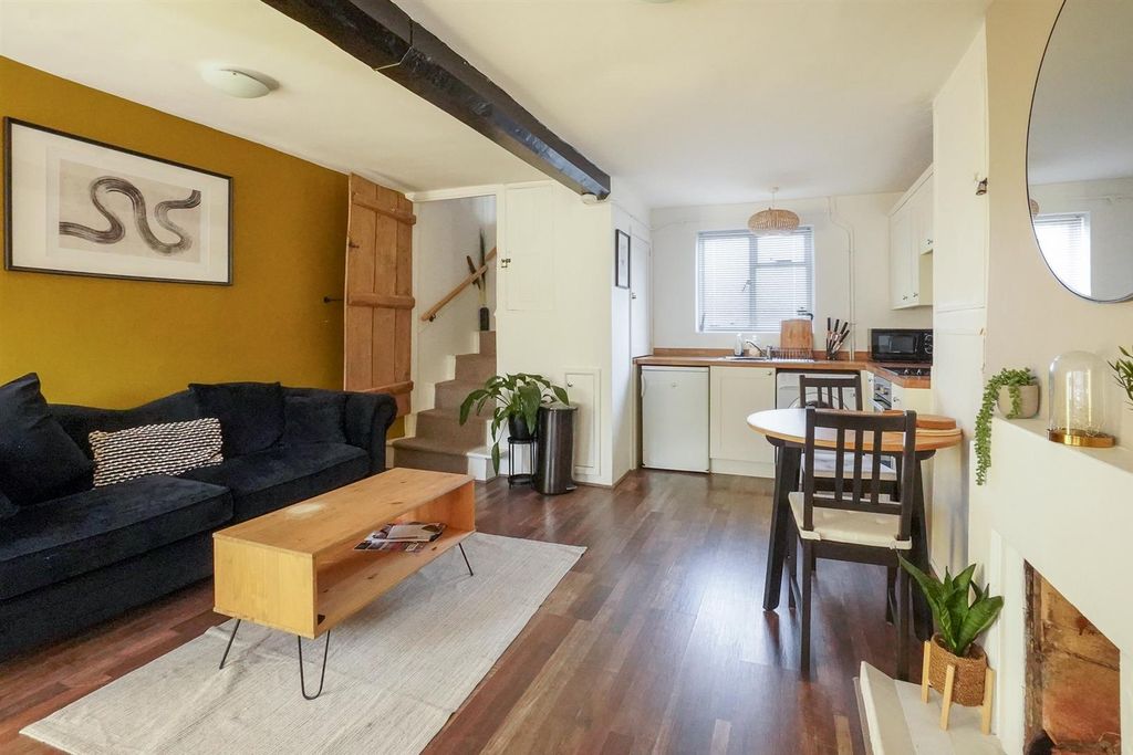 Property photo 2 of 39 1