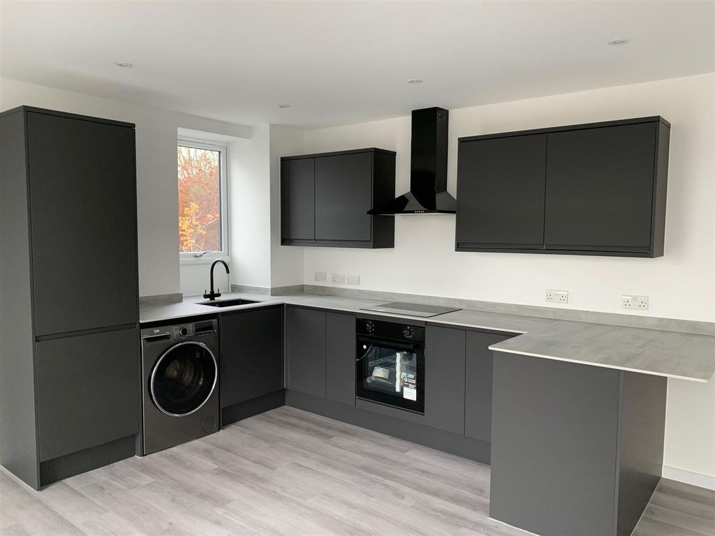 Property photo 1 of 7 Main Picture