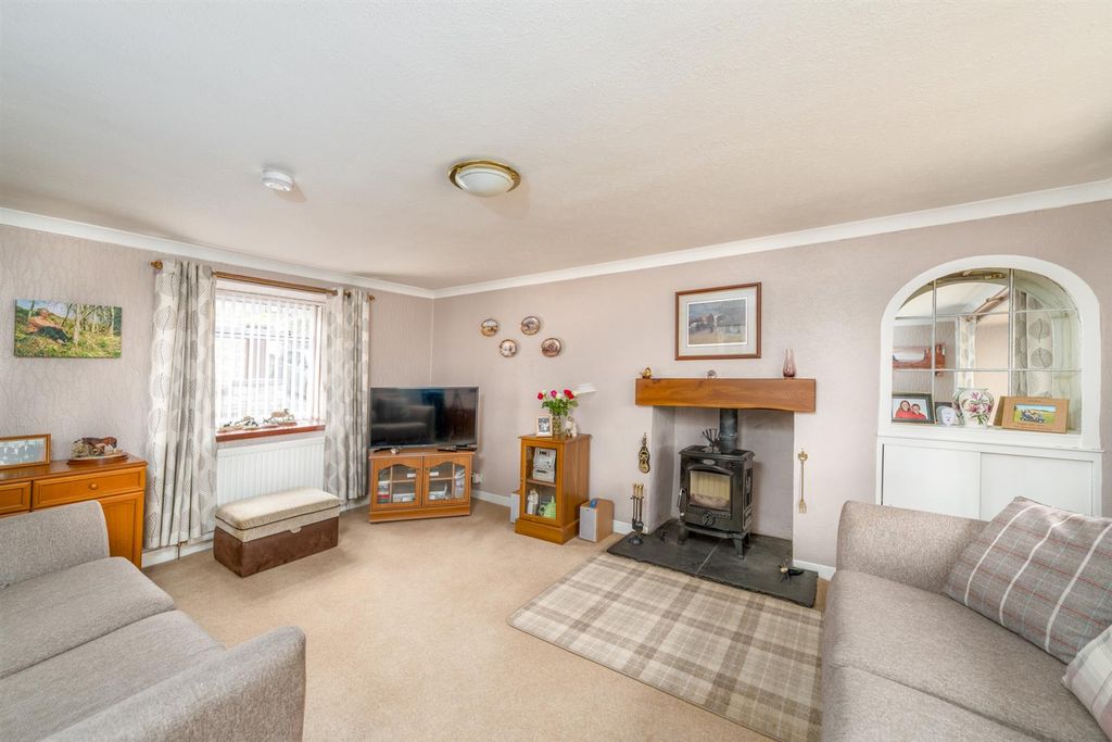 Property photo 3 of 21 48_Easter_Street_Duns-03.Jpg