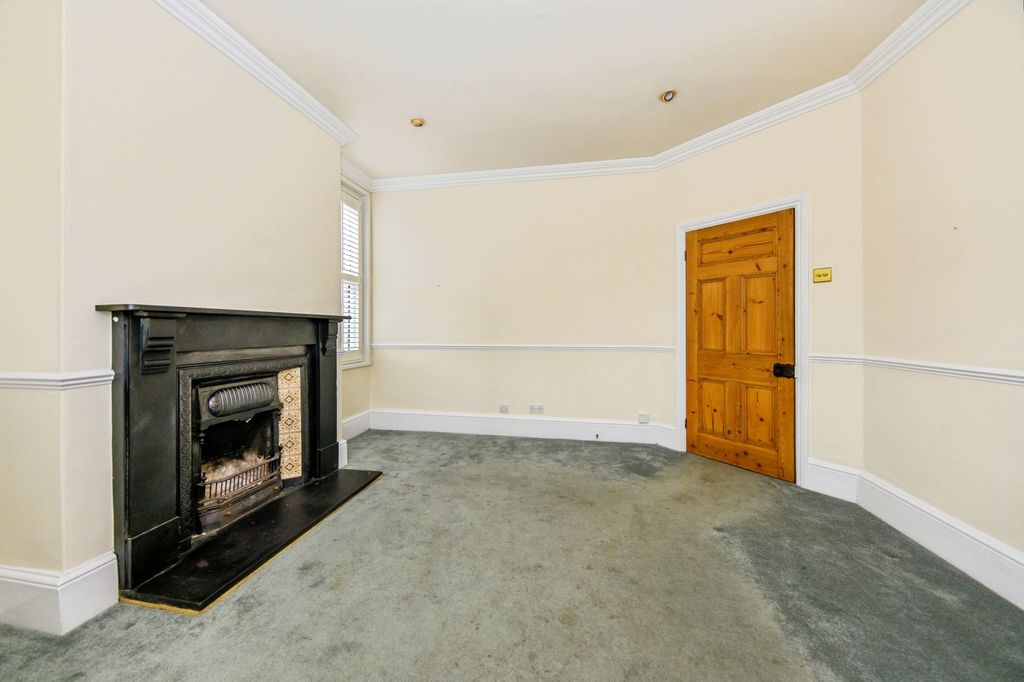 Property photo 3 of 20 Dsc_2320