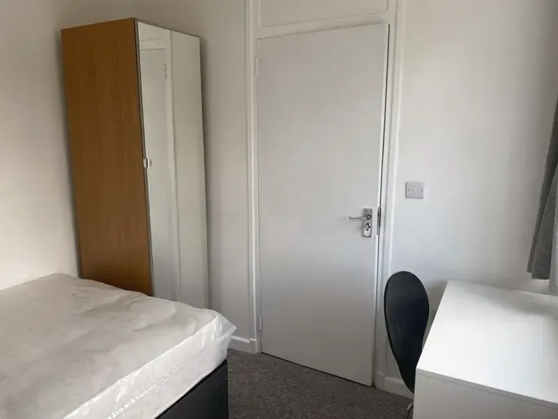 Property photo 2 of 12 2