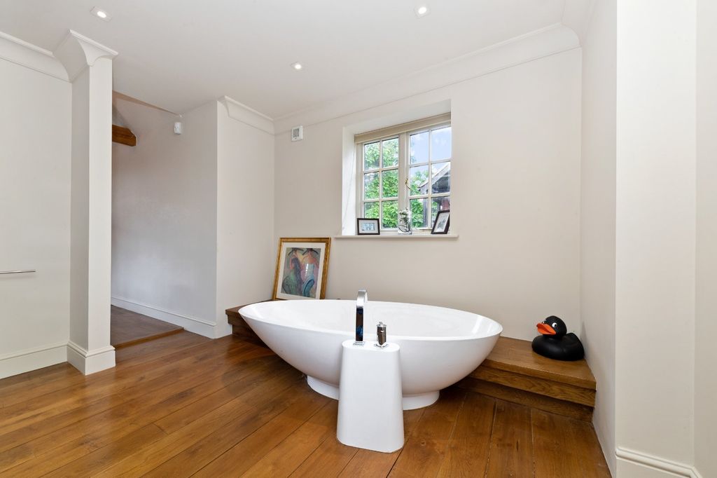 Additional image 16 of 7 bed detached house for saleAdams Road, Cambridge, Cambridgeshire CB3