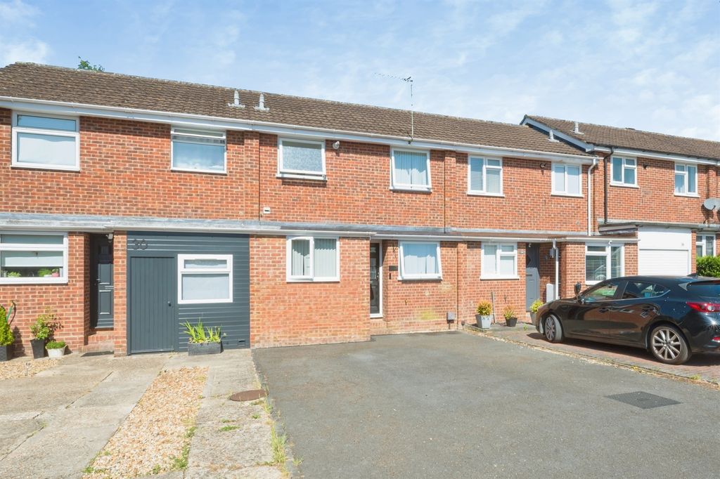 Property photo 1 of 16