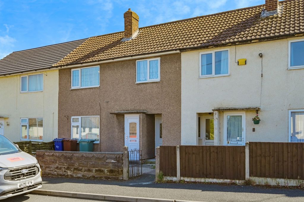 Property photo 1 of 17