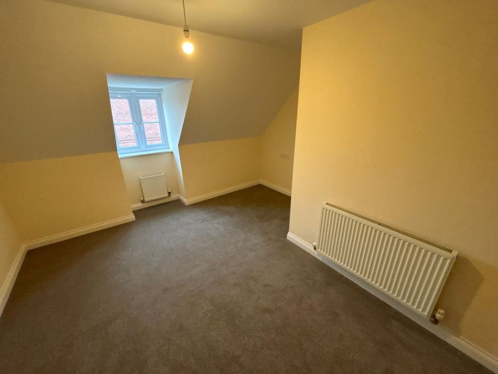 Additional image 10 of 4 bed semi-detached house to rentJuniper Chase, Beverley, East Yorkshire HU17