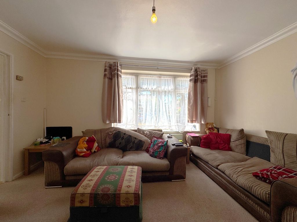 Property photo 3 of 12 Living Room