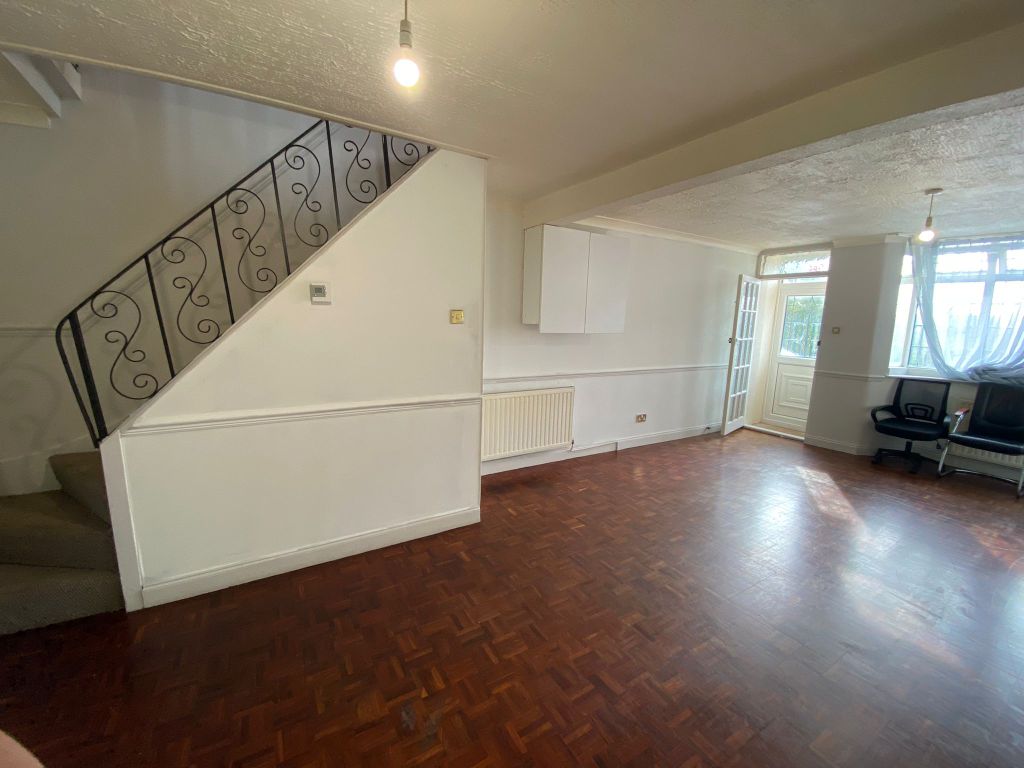 Property photo 3 of 21