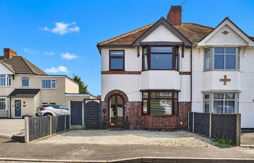 Property photo 1 of 11 Front Sunnydale.Png