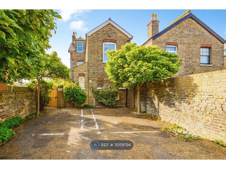 Property photo 3 of 14