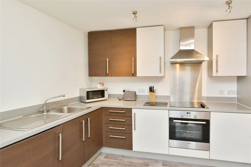 Property photo 3 of 15 Photography