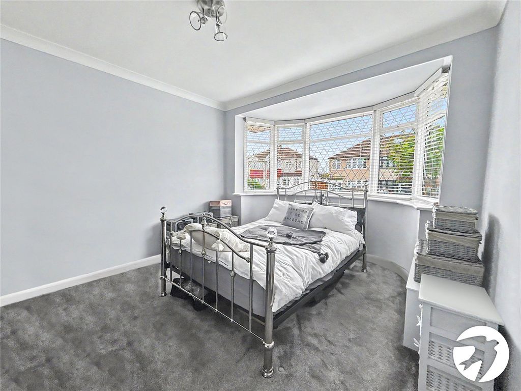 Property photo 2 of 19 Picture No. 26