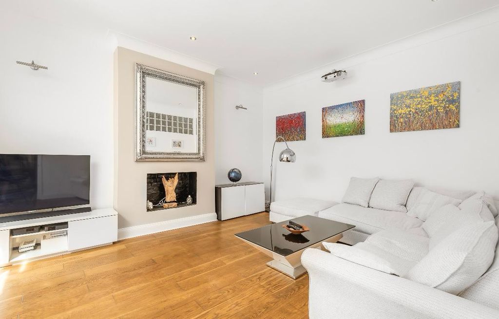 Property photo 2 of 7