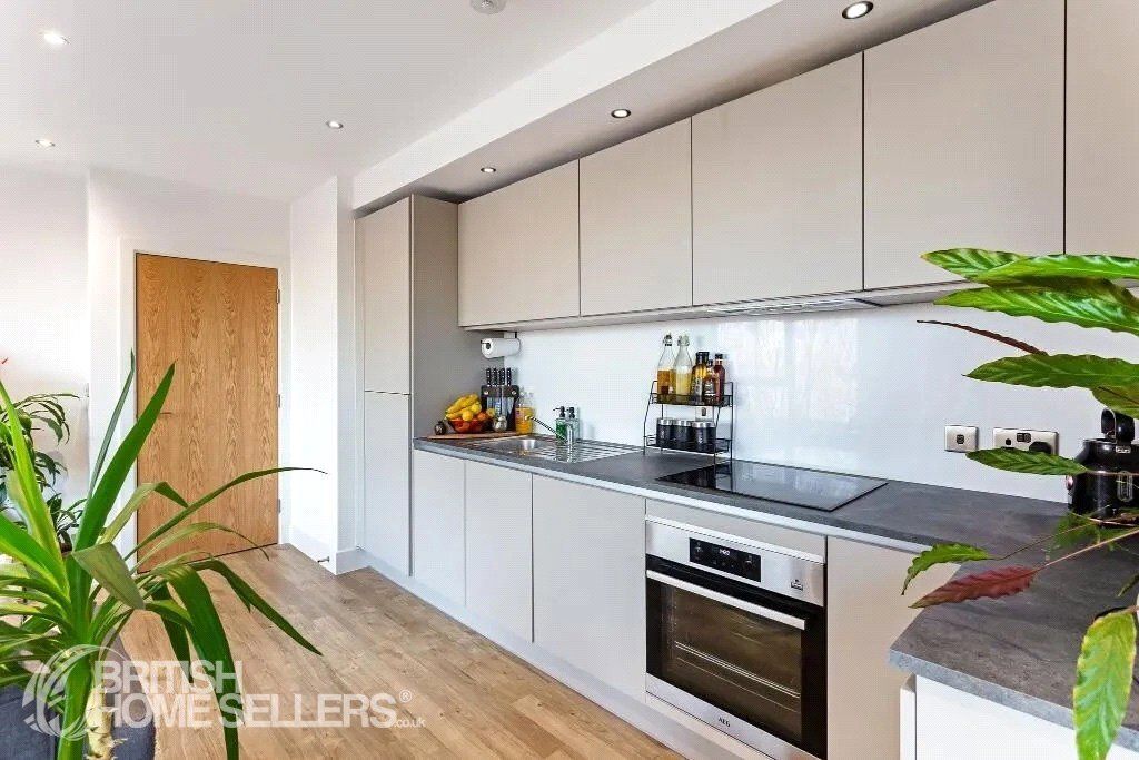 Property photo 2 of 15 Picture No. 14