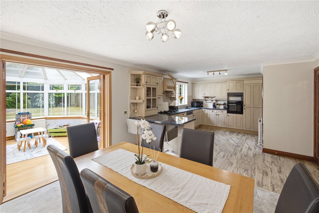 Additional image 10 of 5 bed detached house for saleBatterflatts Gardens, Stirling, Stirlingshire FK7