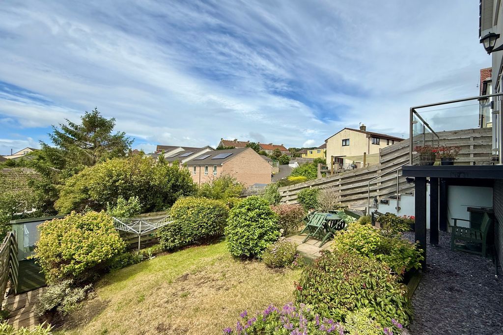 Property photo 3 of 25 South Westerly Rear Garden