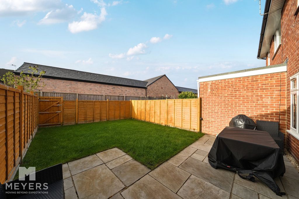 Property photo 3 of 16