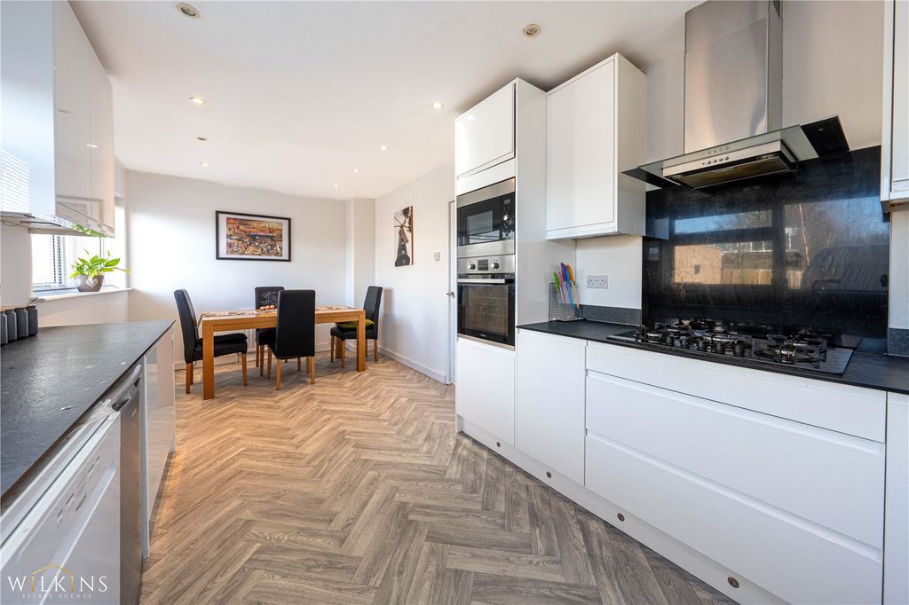 Property photo 3 of 32 Picture No. 49