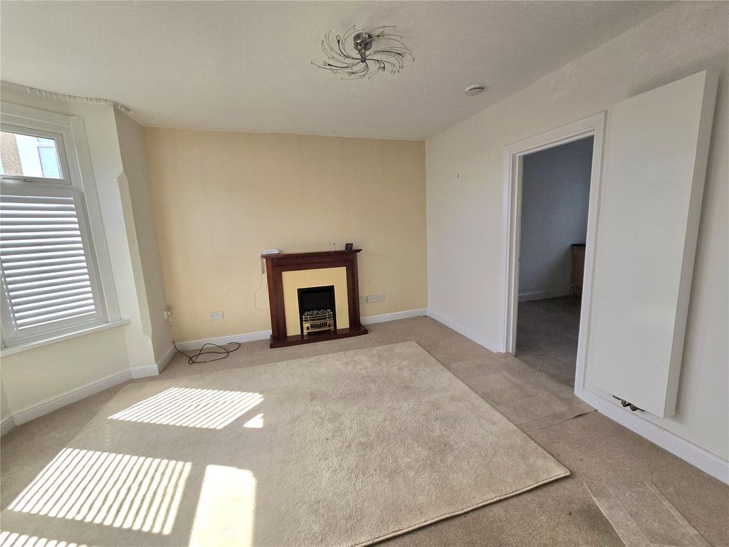 Property photo 3 of 9 Picture No. 05