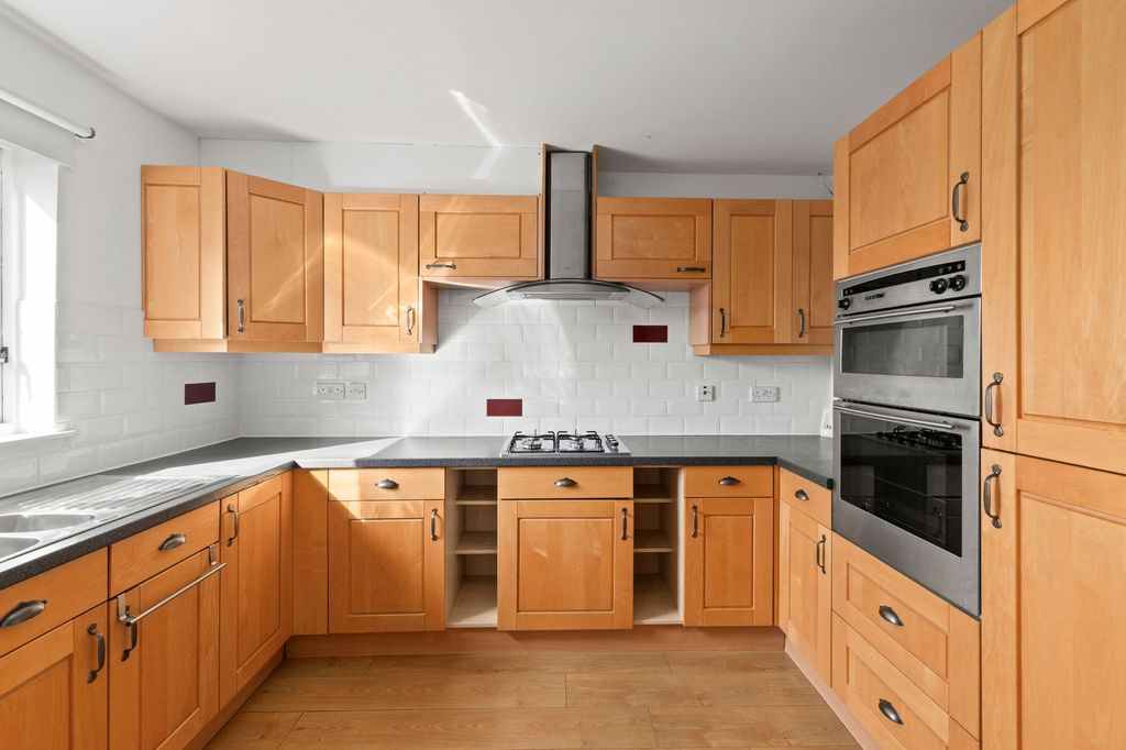 Additional image 8 of 4 bed end terrace house for saleSpringfield Court, Linlithgow EH49