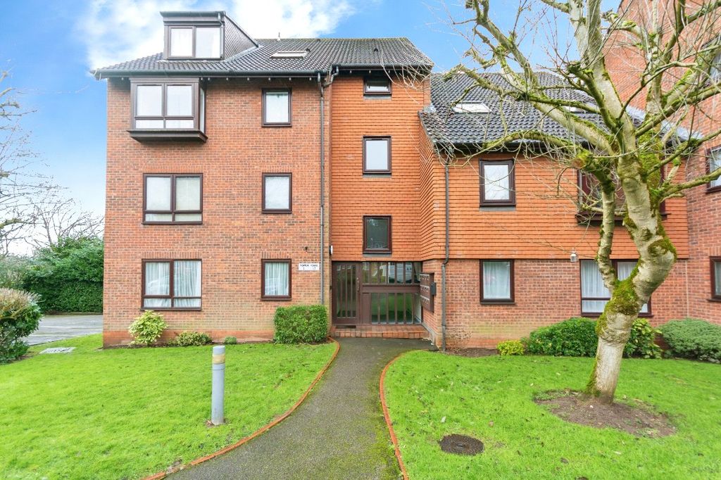 Property photo 2 of 18 Picture No. 01