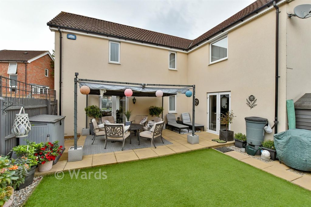 Property photo 2 of 15 Rear Garden