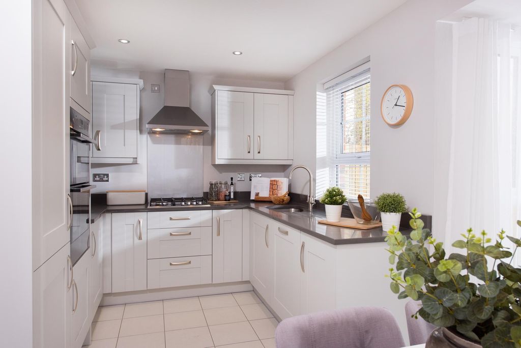 Property photo 3 of 10 Andover