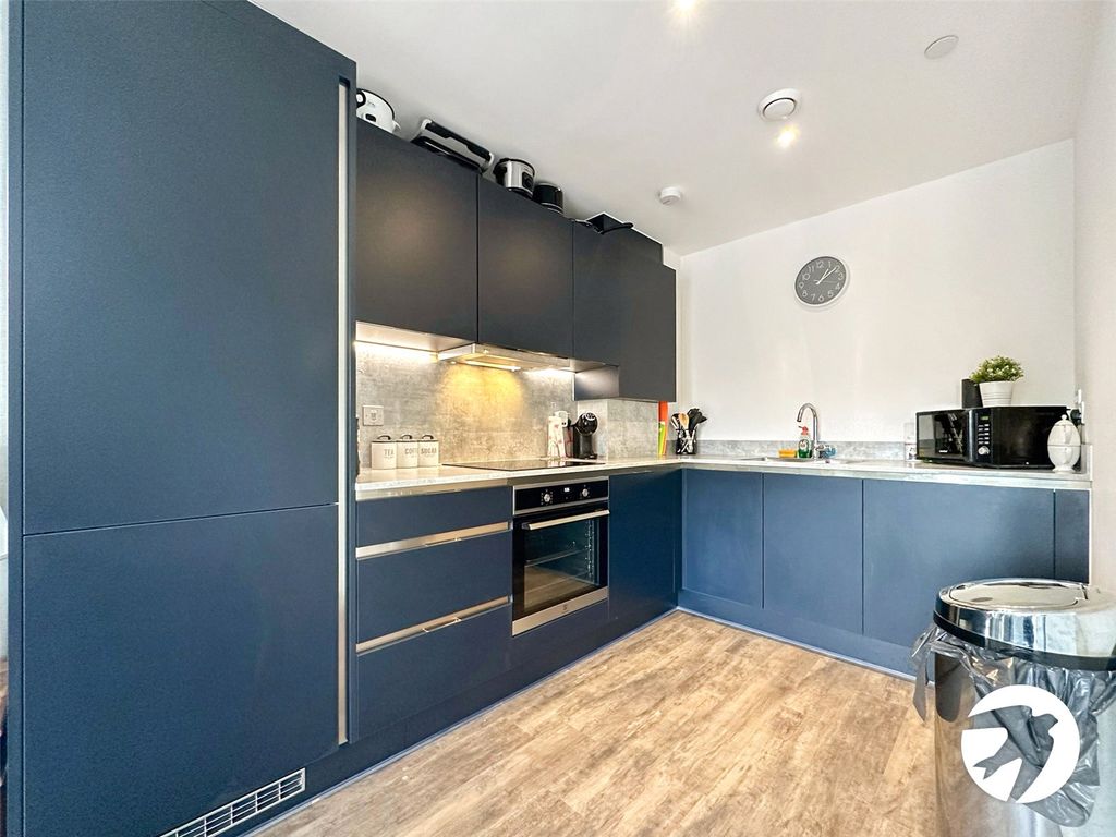 Property photo 2 of 13 Kitchen
