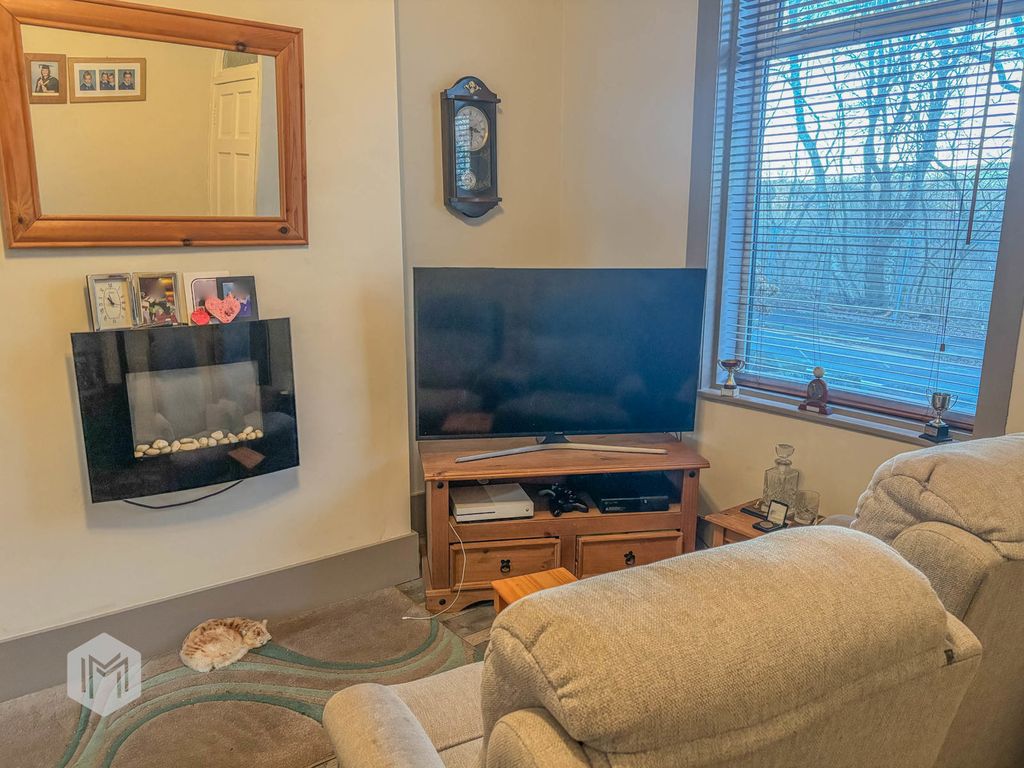 Property photo 3 of 10 Photograph