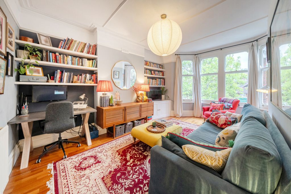 Property photo 1 of 9 1447129-12-6A01d9...