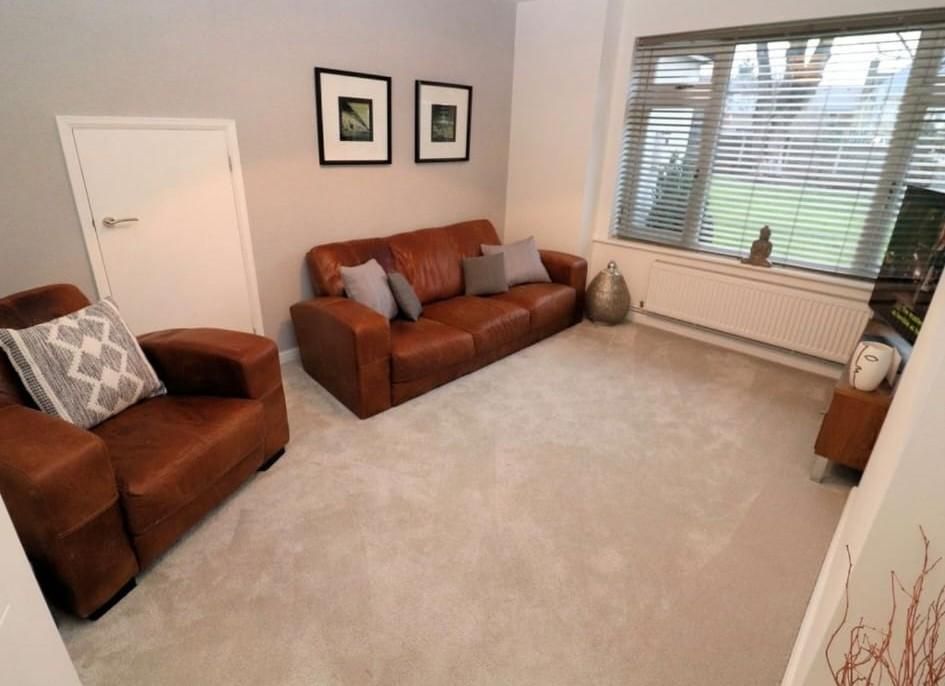 Property photo 3 of 10 Gallery