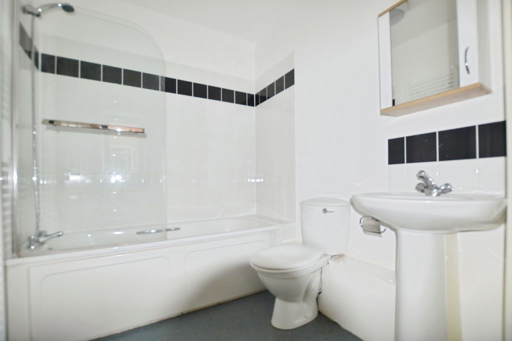 Property photo 1 of 6 1d8E5Da1-Fileacce...