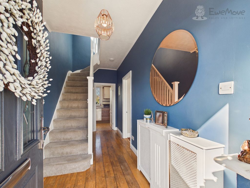 Property photo 2 of 16 Cam03640G0-Pr0118-Still010