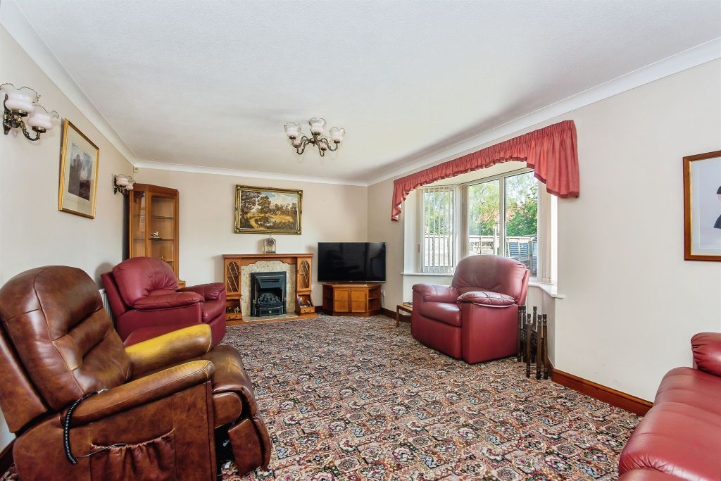 Property photo 2 of 22