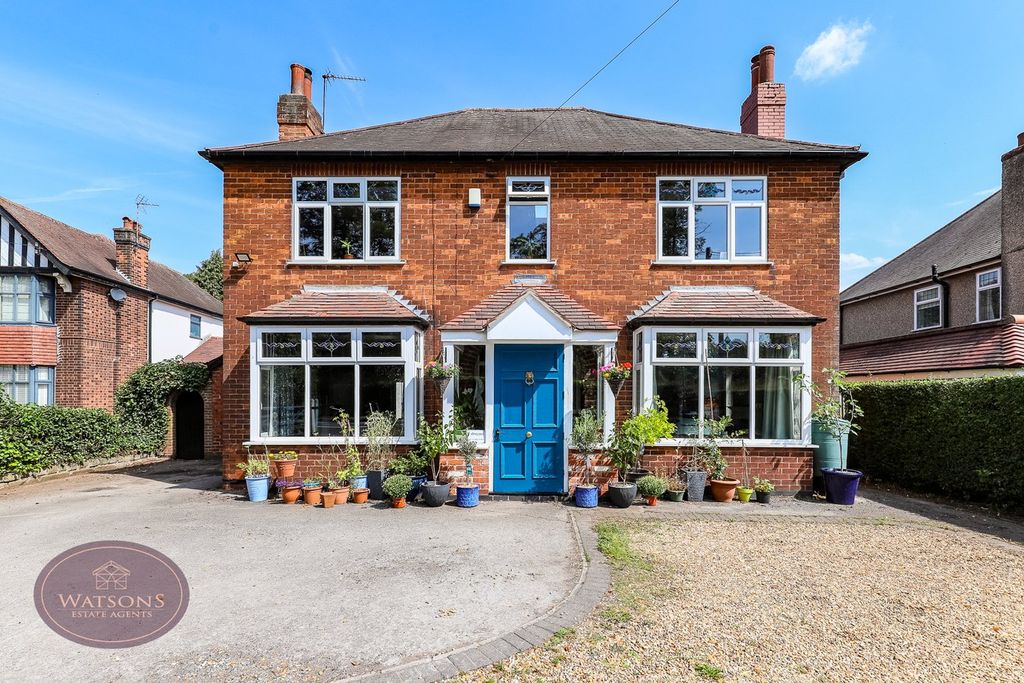 Property photo 3 of 54