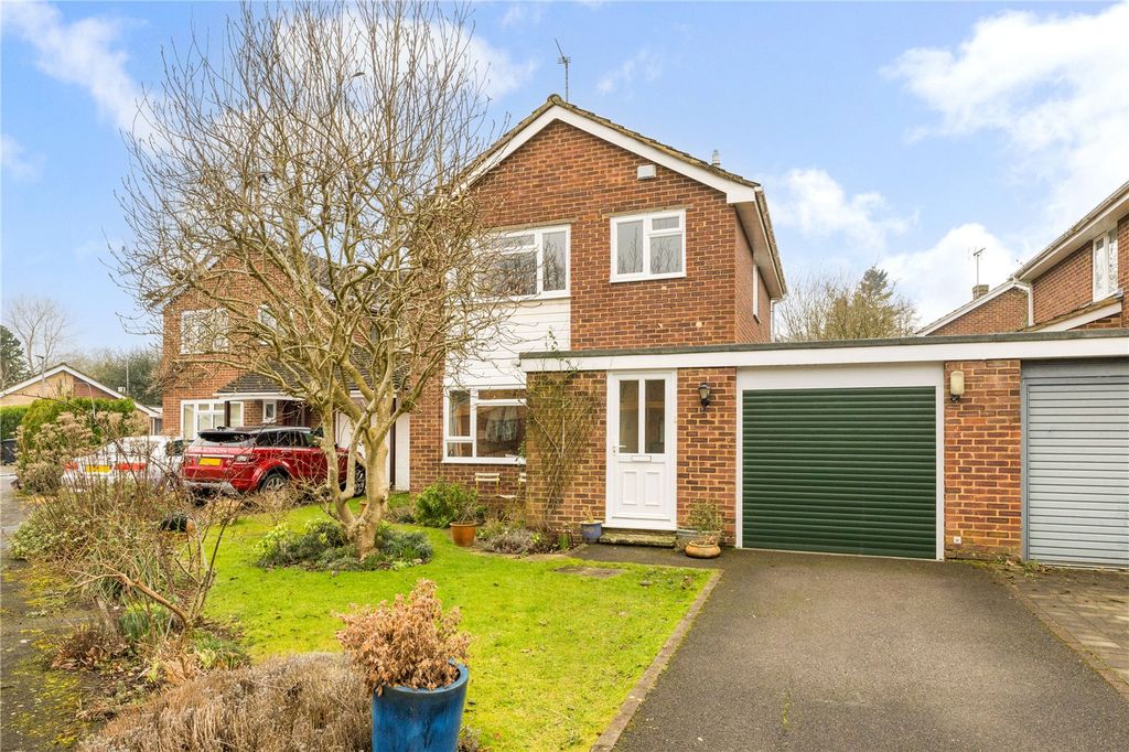 Property photo 1 of 12 Frontage