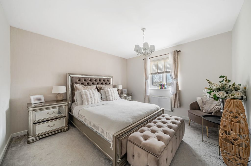 Additional image 9 of 5 bed detached house for saleMallory Park Mead, Edenbridge TN8