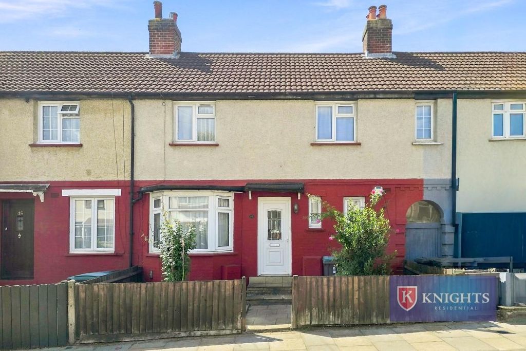 Property photo 2 of 25
