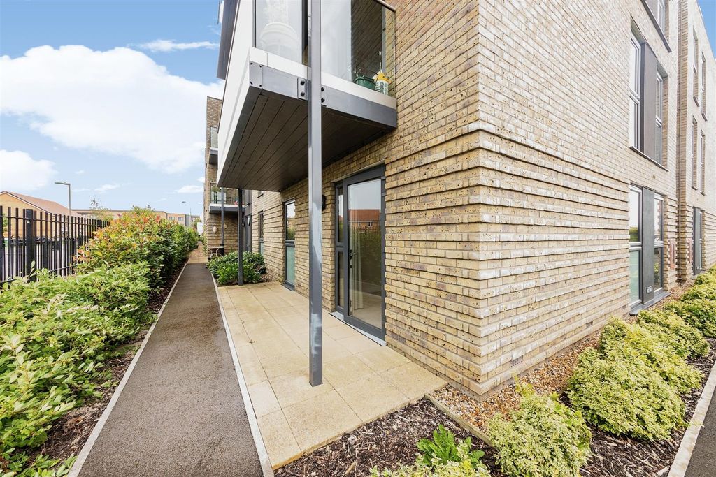 Property photo 1 of 26 6Fee7Bc3-823A-ee11-Bdf4-6045Bdd0Ef4d.Jpg
