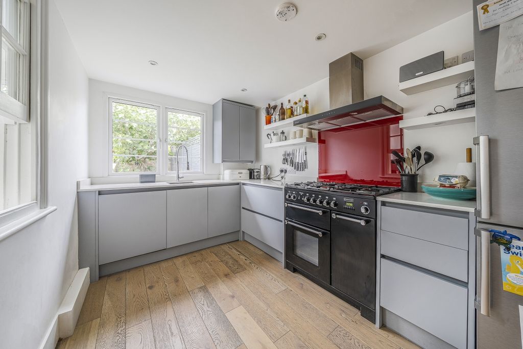 Property photo 3 of 15 1160828 (5)