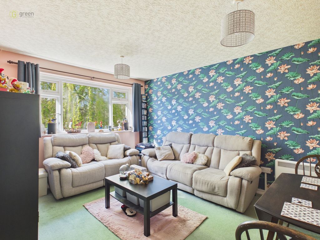 Property photo 2 of 20 Cam05591G0Pr0178Still005