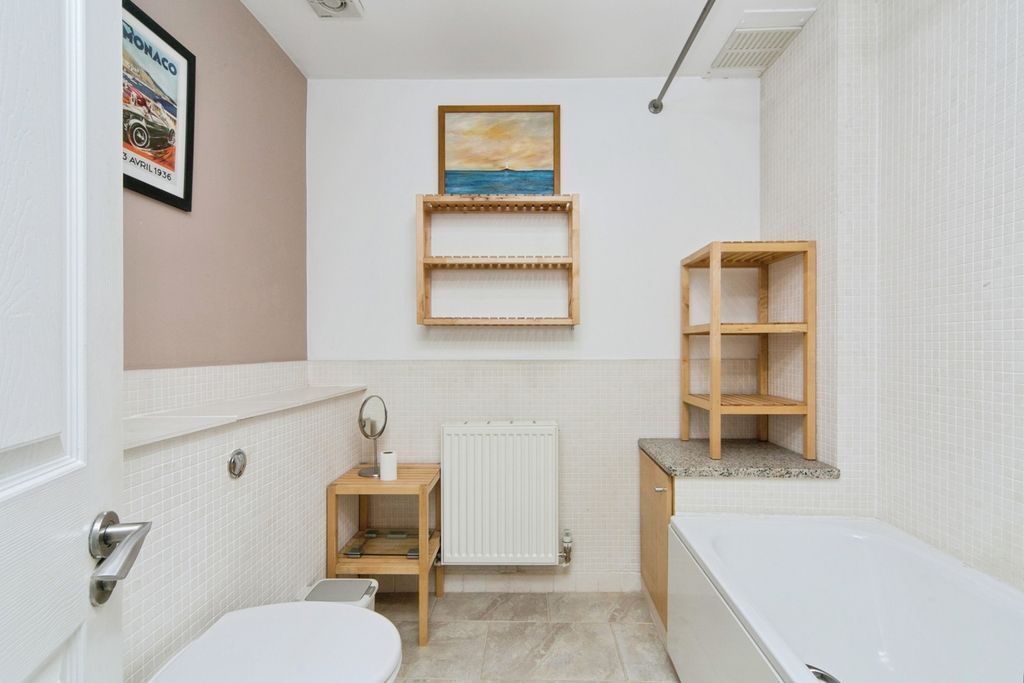 Additional image 9 of 2 bed flat for saleAbbey Road, Llandudno, Conwy LL30