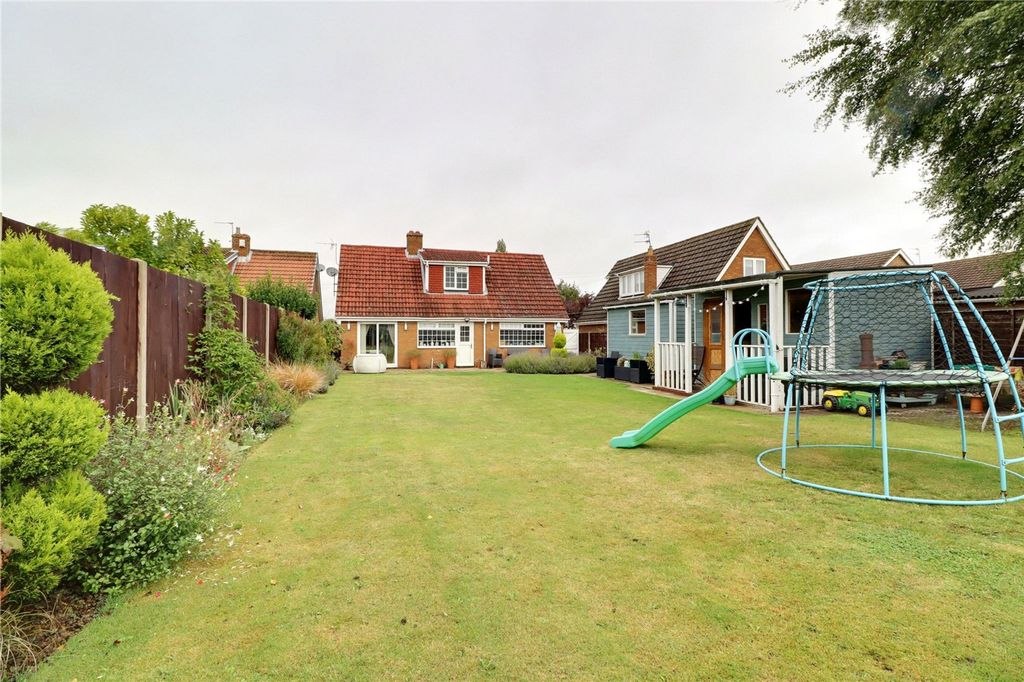 Property photo 2 of 21 Picture No. 02