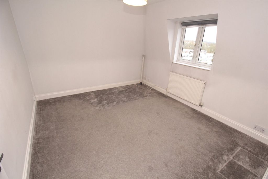 Property photo 2 of 6 Picture No. 04