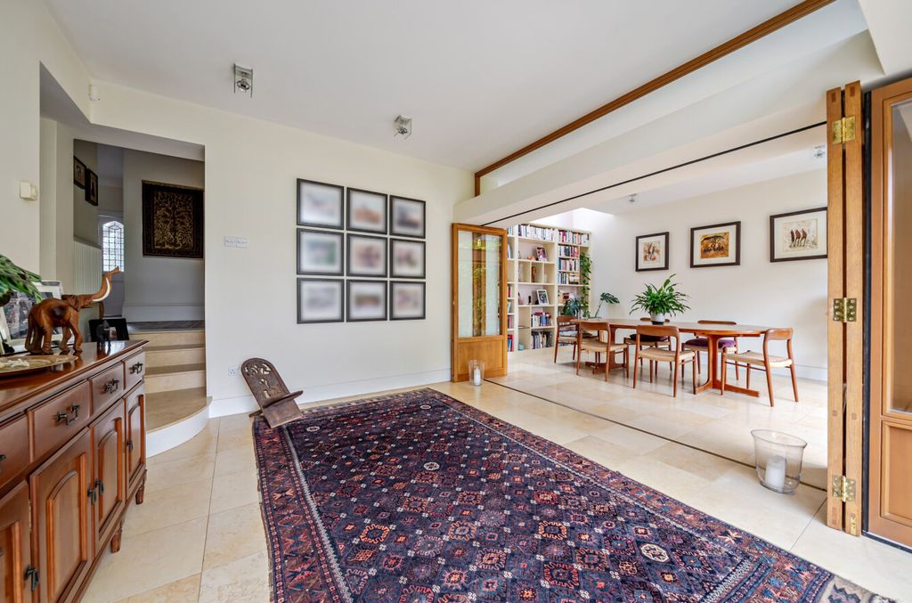 Additional image 17 of 6 bed detached house for saleGuildford, Surrey GU1
