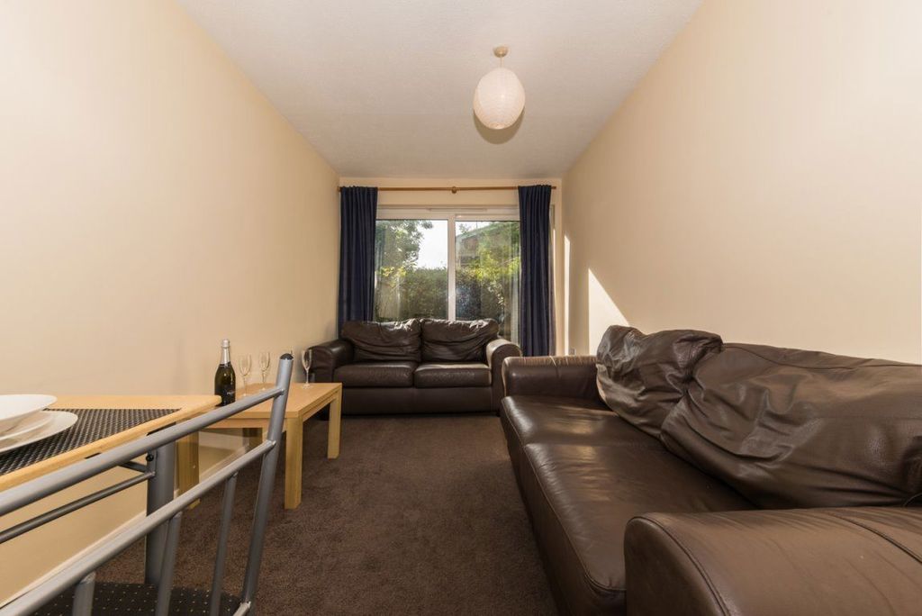 Property photo 3 of 30