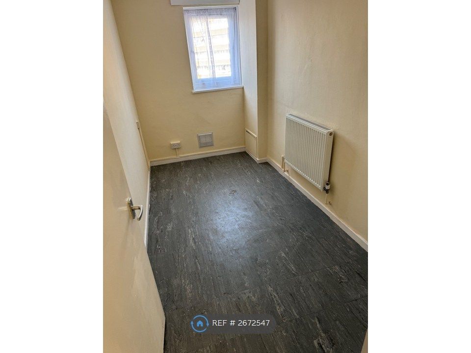 Property photo 2 of 3