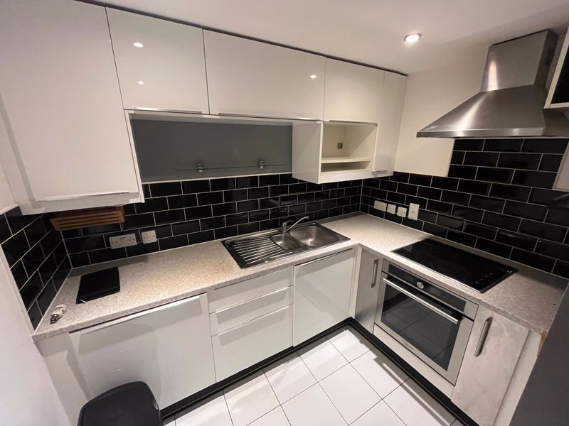 Property photo 2 of 19 Photo 7