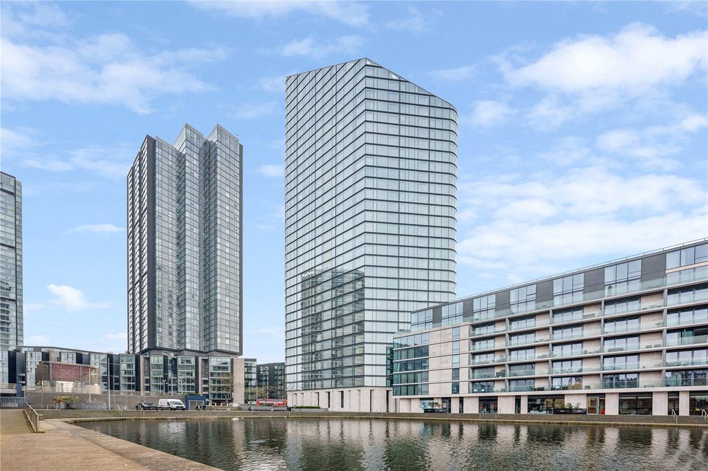 Property photo 3 of 15 Picture No. 18