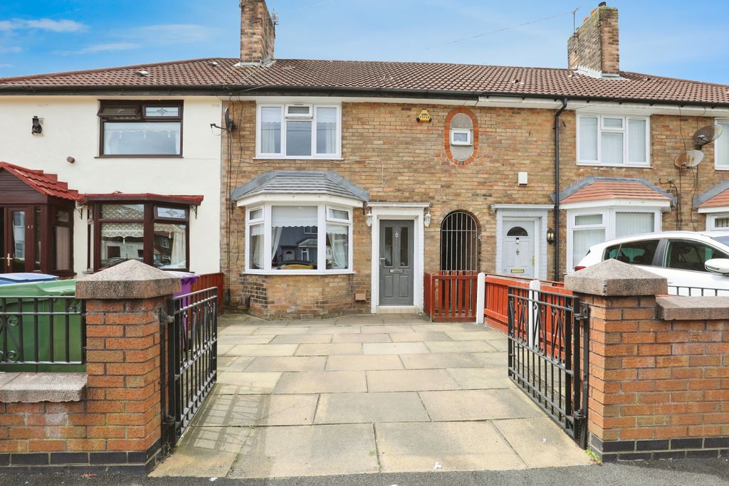 Property photo 1 of 12 Front